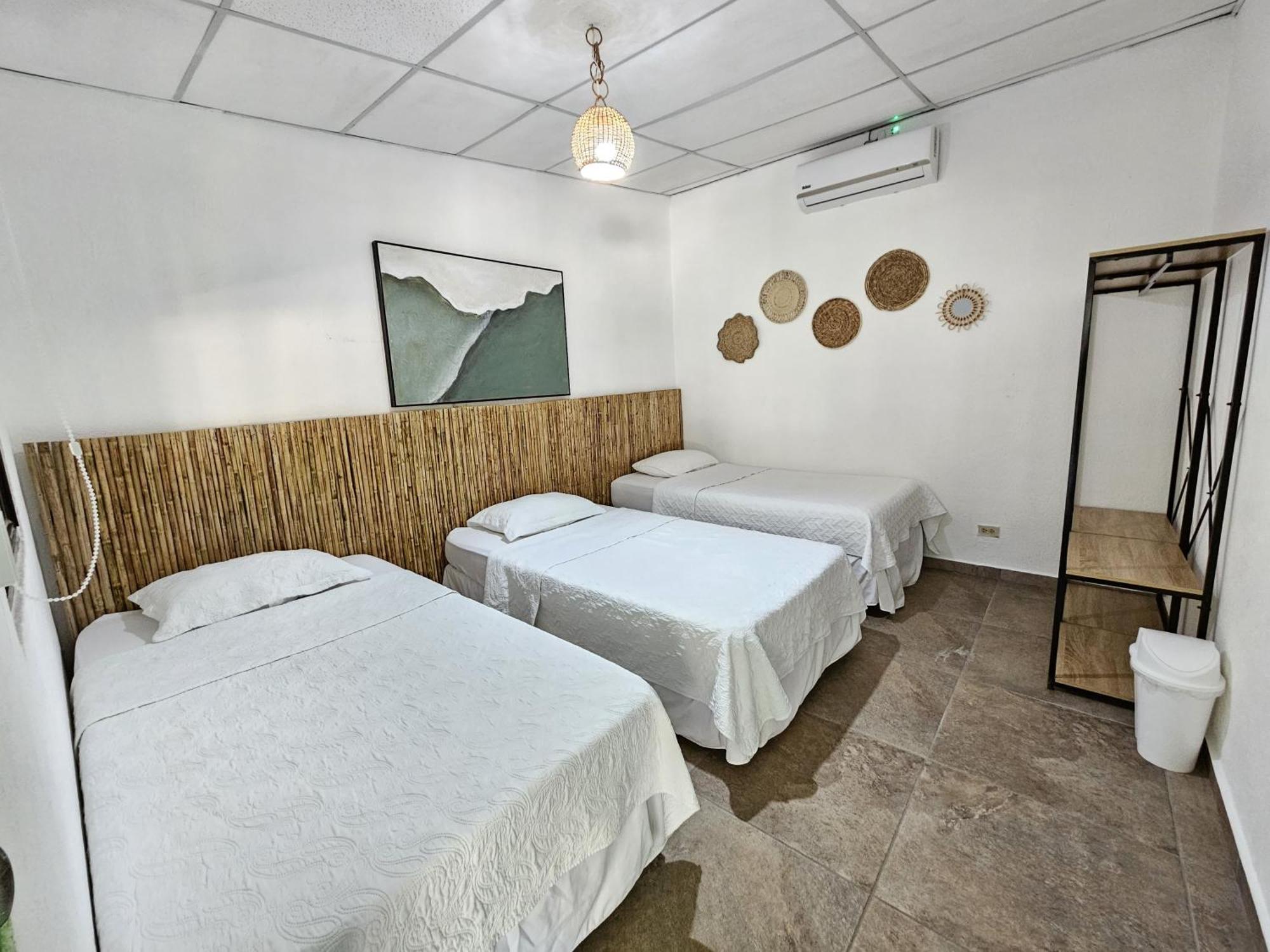 Hotel Zelen Tamanique エクステリア 写真